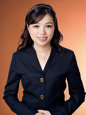 施乃綾 肖像