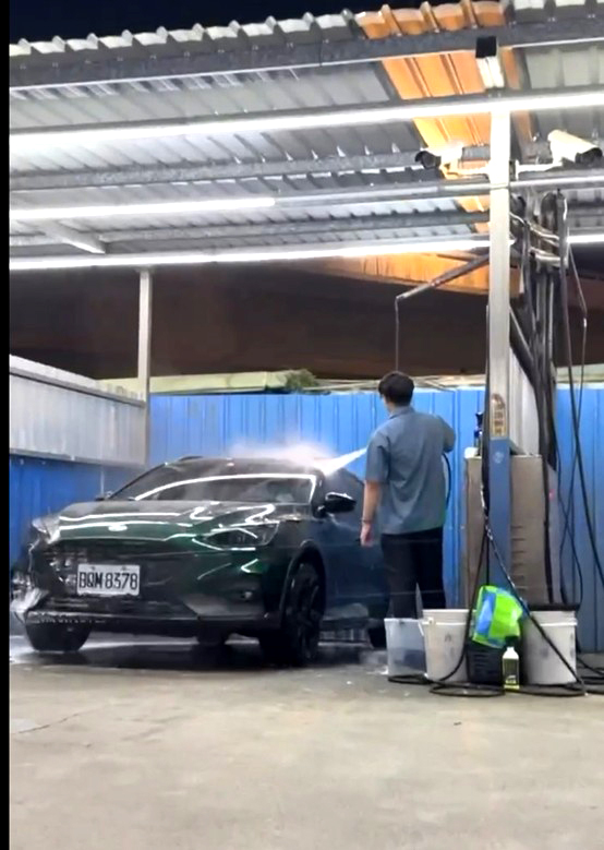 洗車是林郭定宏的解壓妙招。