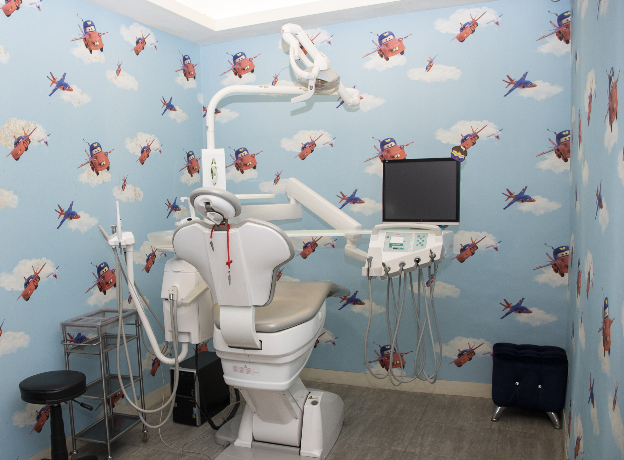兒童牙科專屬診療空間，充滿童趣。