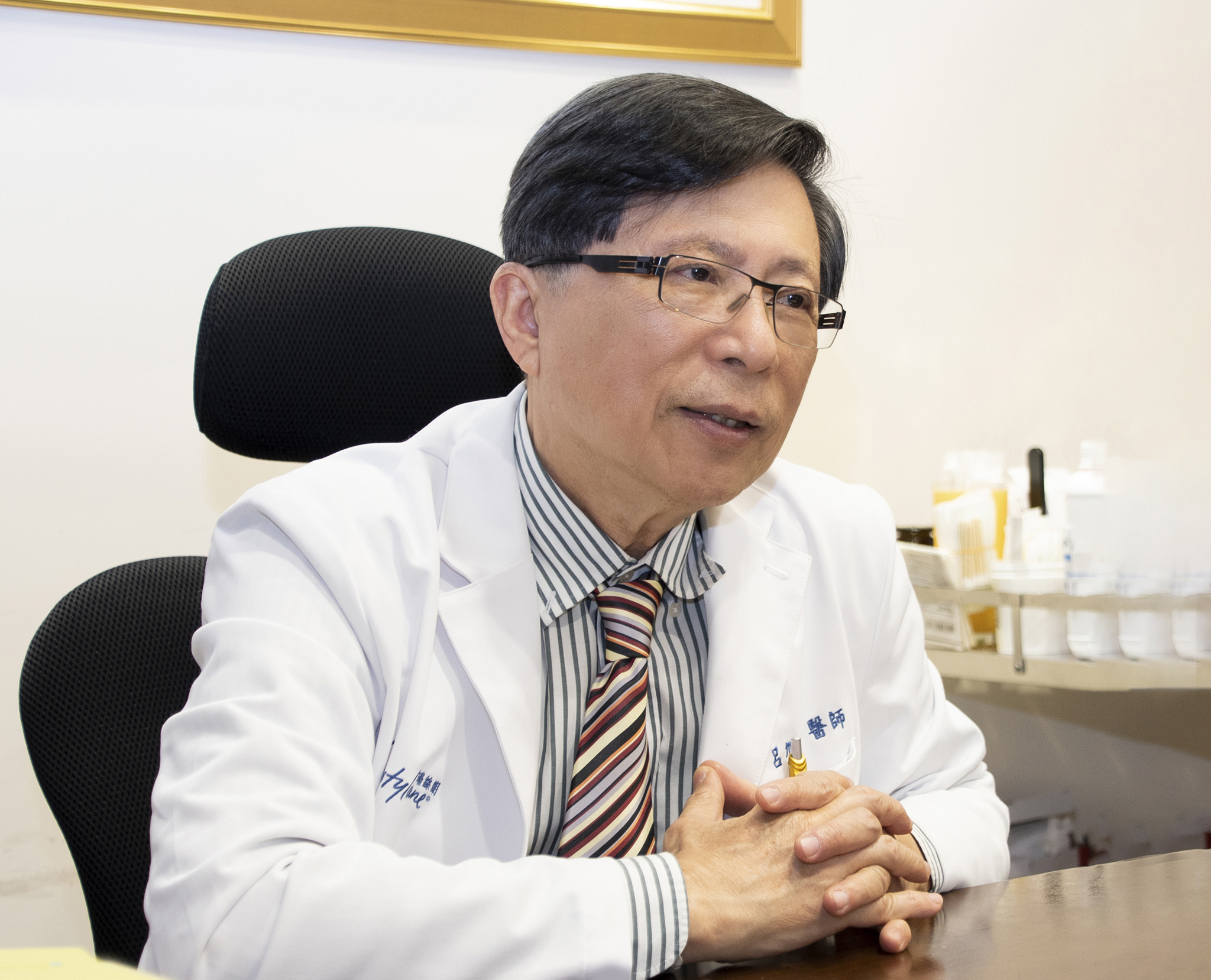 紐約整形外科院長呂旭彥醫師暢談出版《整形外科史話》的緣起。