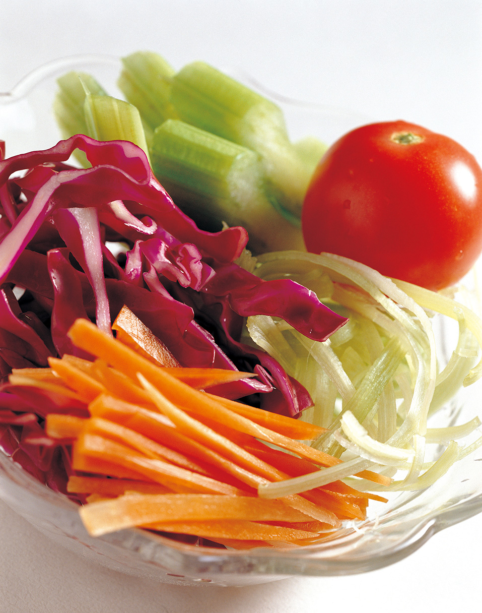 預防三高應多攝取天然蔬菜水果。