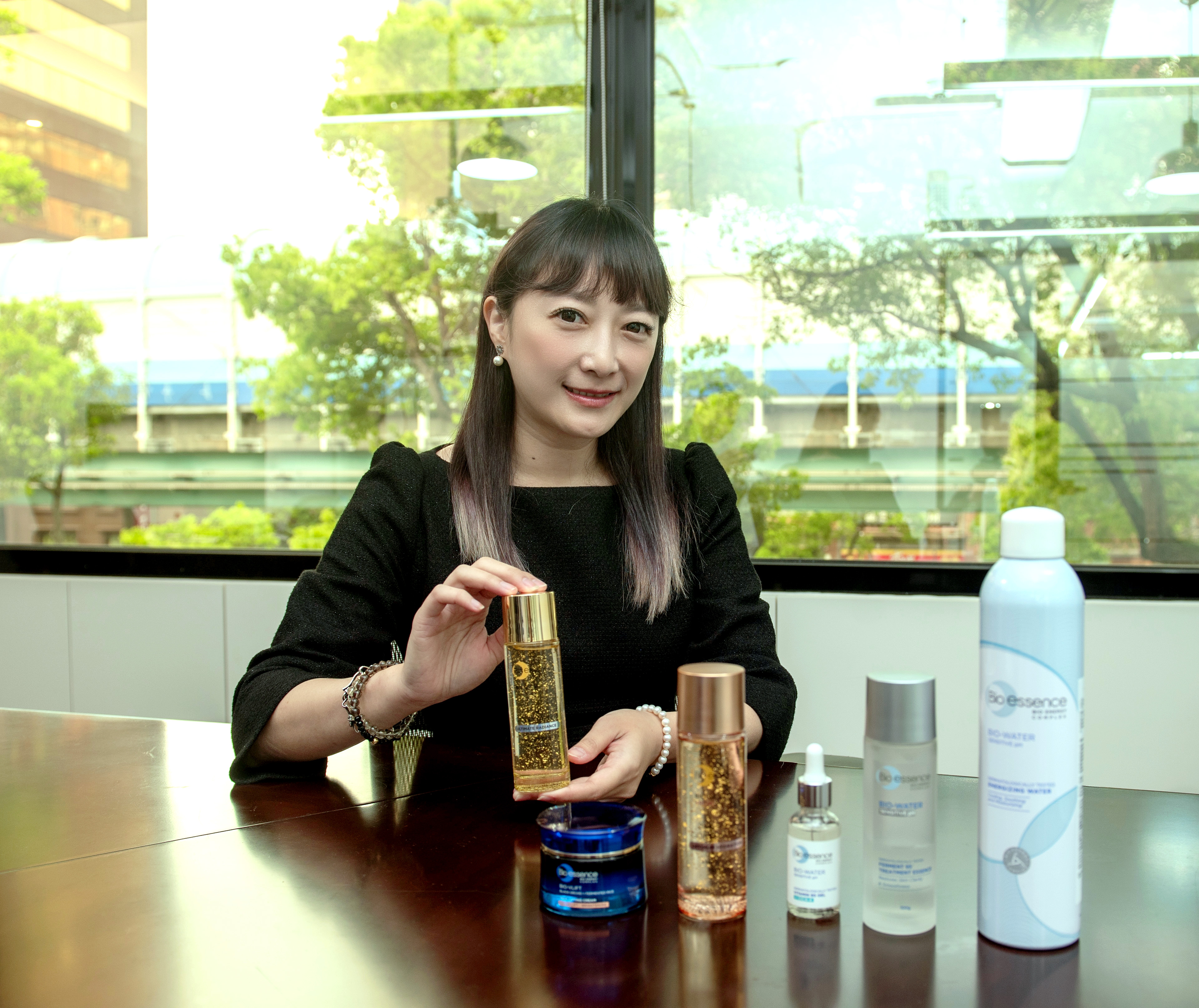 「專櫃品質╳開架價格」是碧歐斯的品牌優勢。