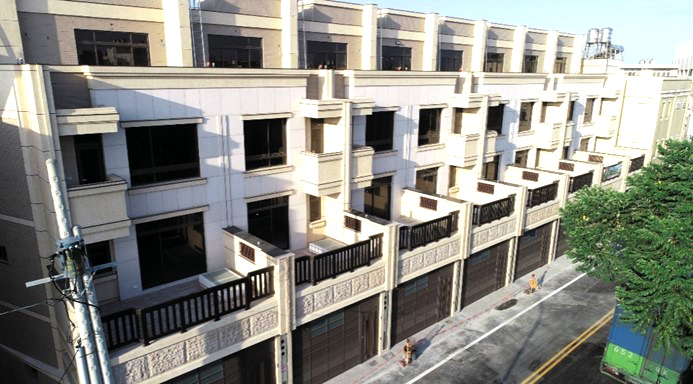 建築工程:智元開發建設有限公司(總建坪980坪)