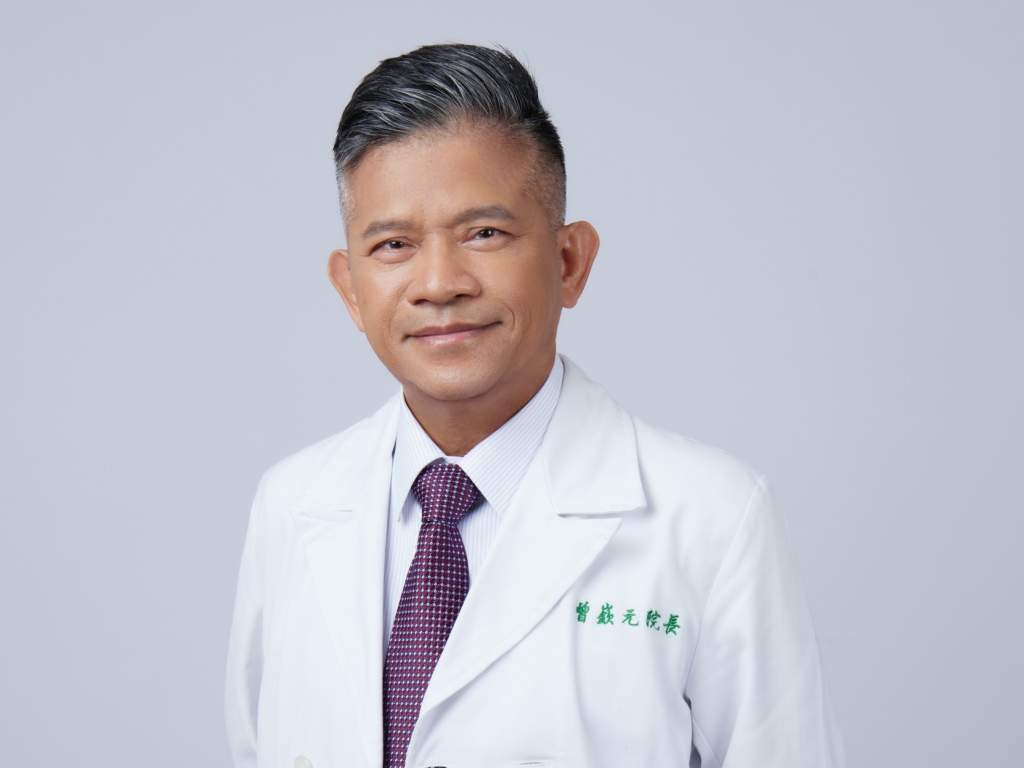被國內媒體譽為「醫界福爾摩斯」,元鼎診所院長曾嶔元。(圖片:《精準醫療》/時報出版)