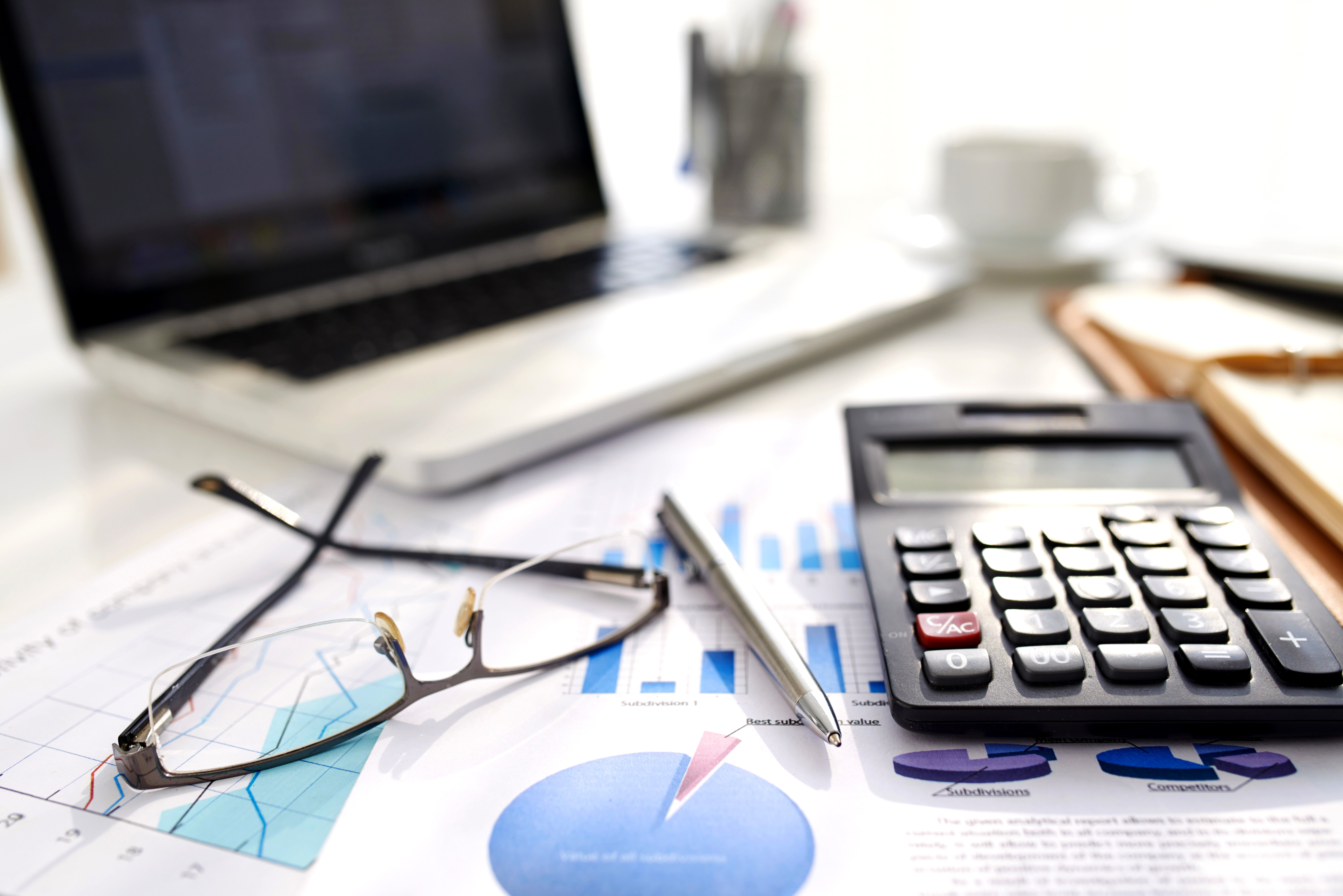 規劃投資型保單應留意相關風險，非為保證收益產品。