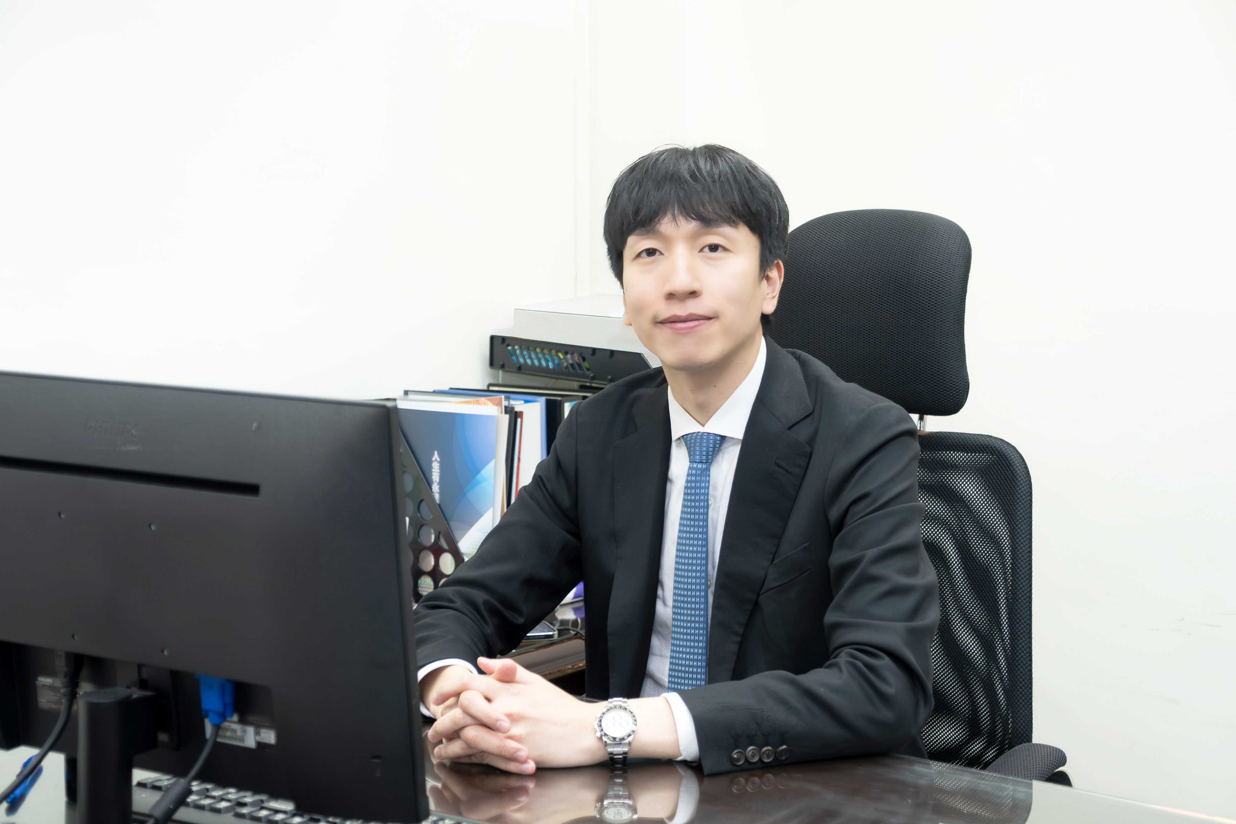 吳柏瑨總經理特助。