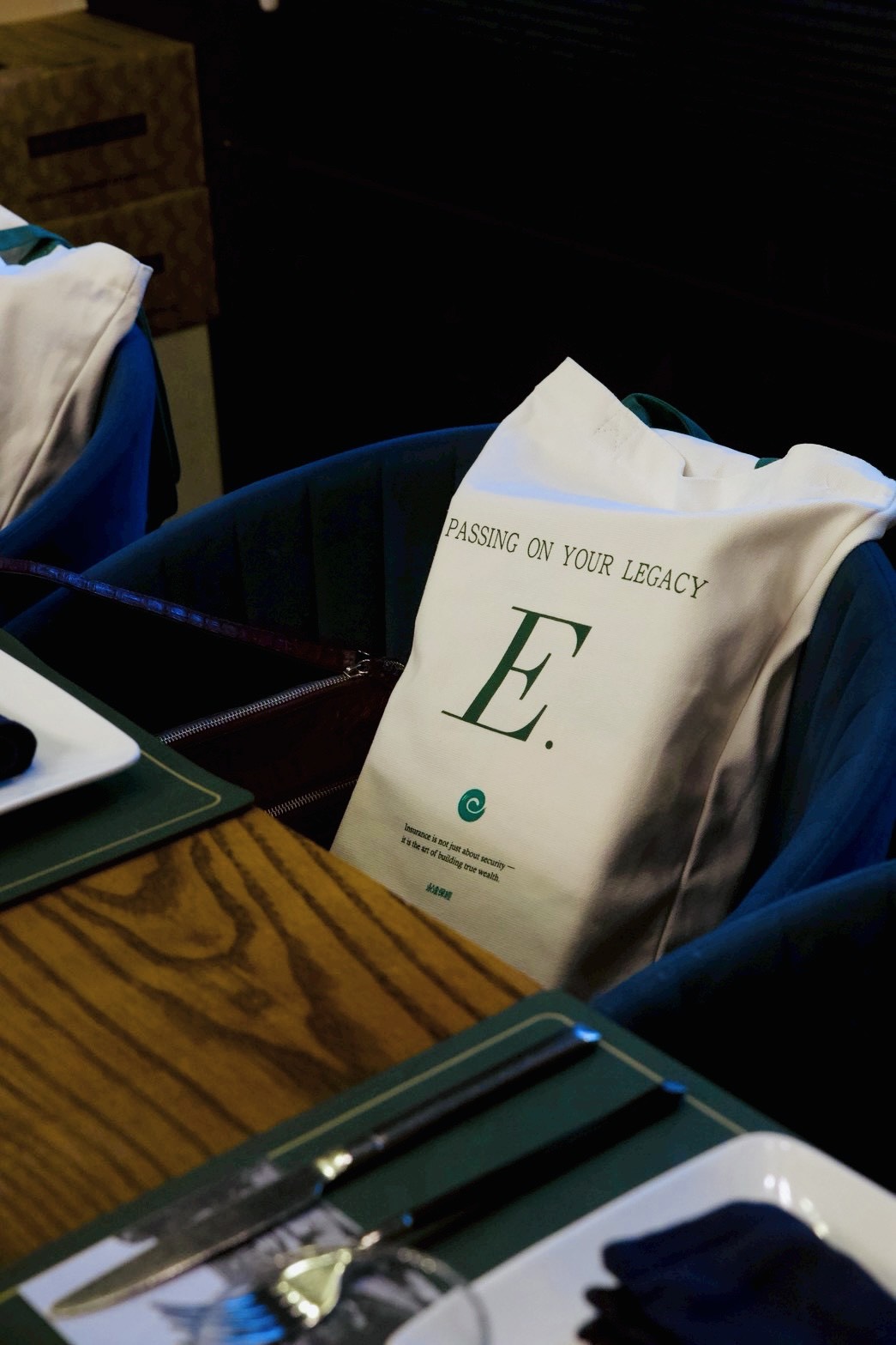 永達鼎力之外，全球人壽、元大人壽也贊助禮物支持活動。