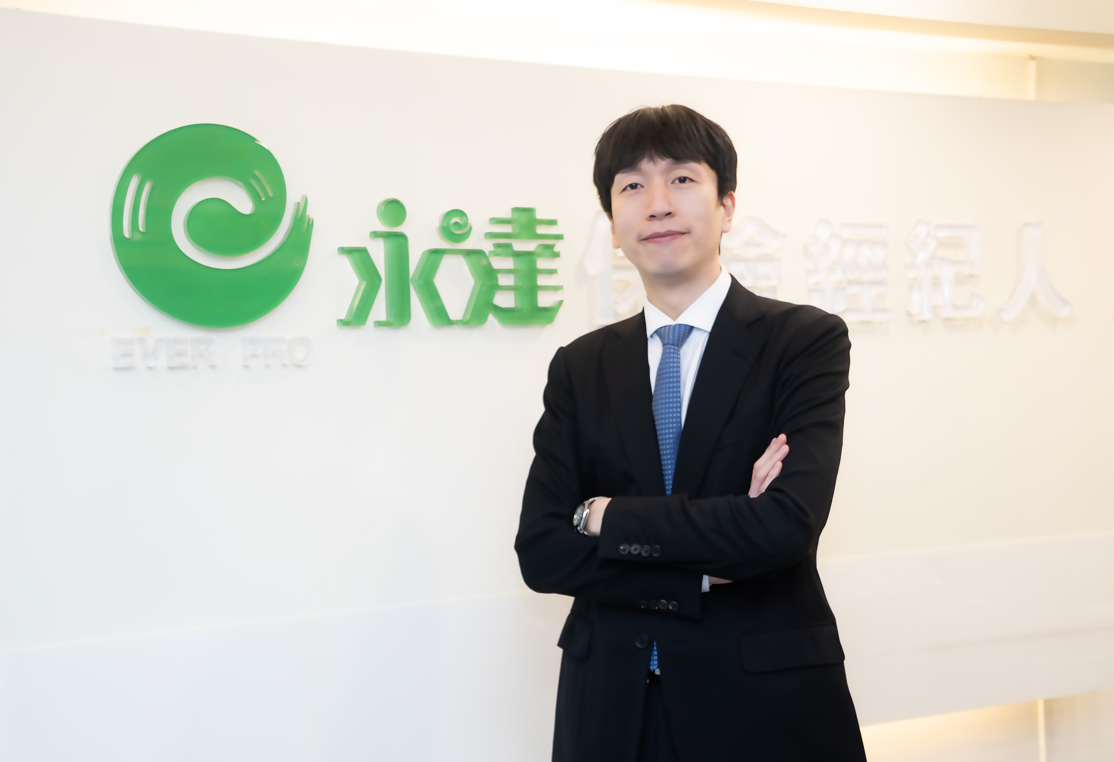 吳柏瑨總經理特助。