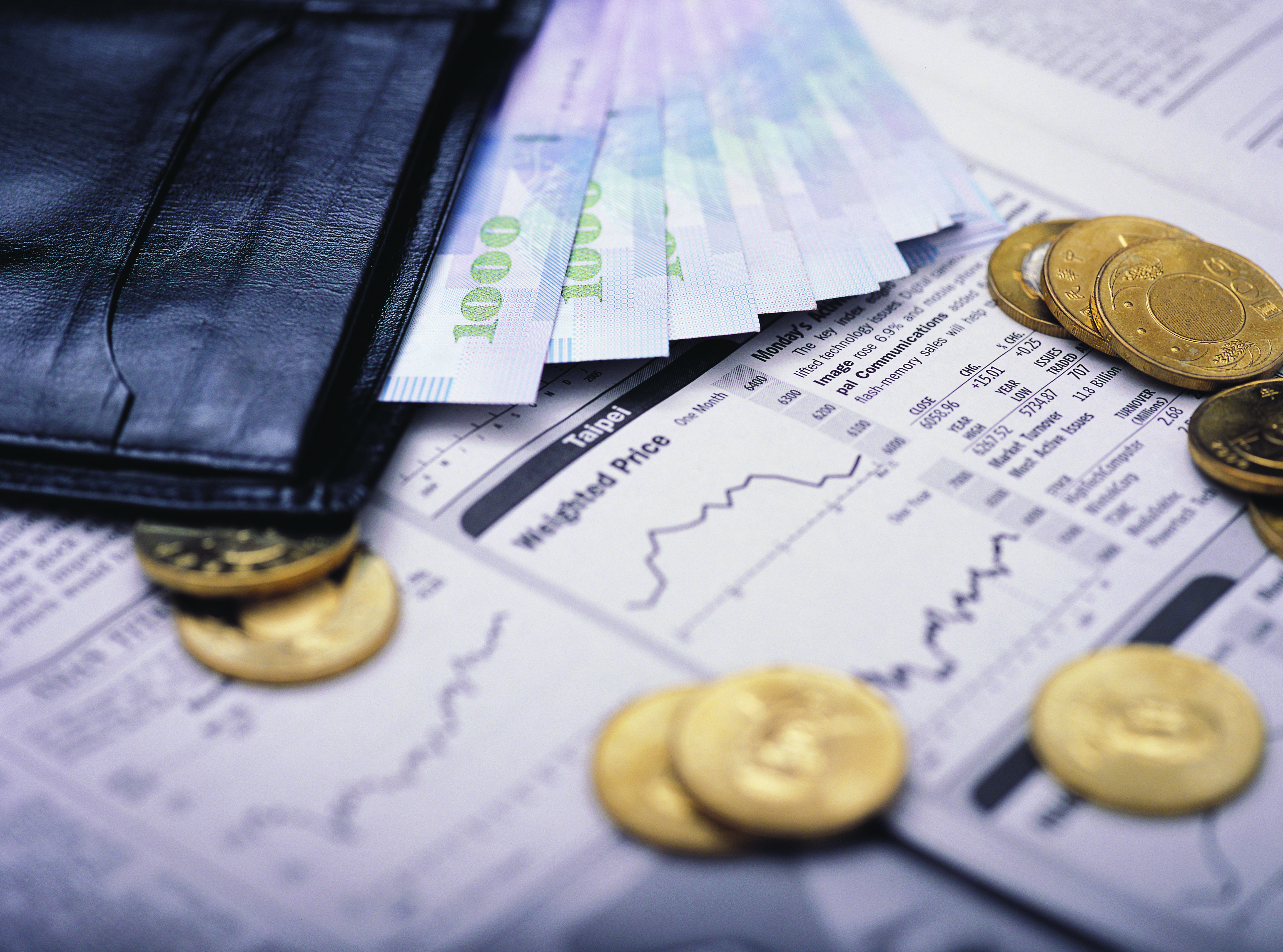 申報綜合所得稅應自行納入海外所得。