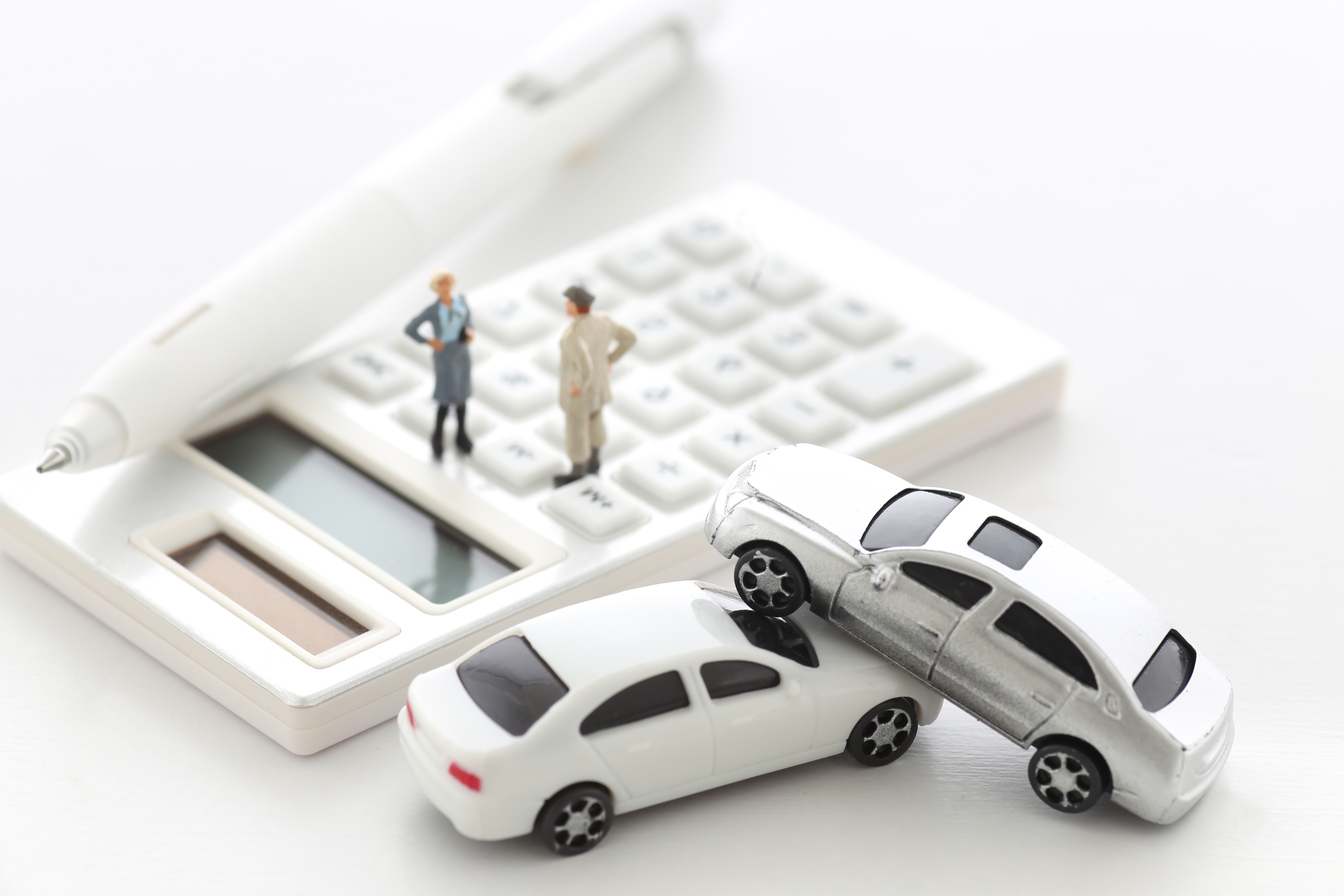 發生車禍了 保險公司的電話卻打不通？